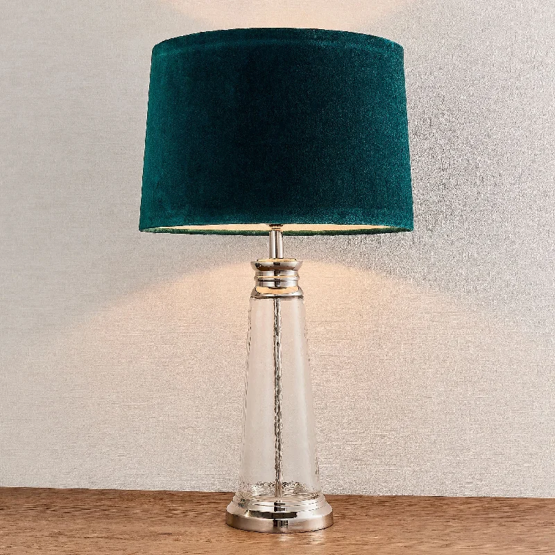 Track lighting for creating a focal pointWinslet Table
