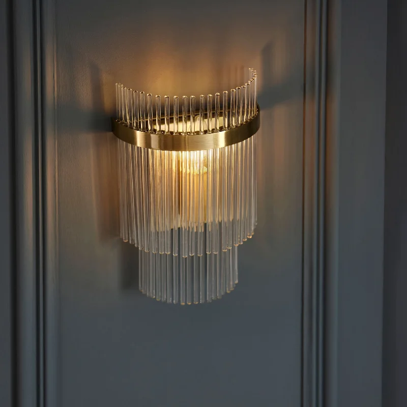 Track lighting with multiple heads for flexibilityMarietta Wall